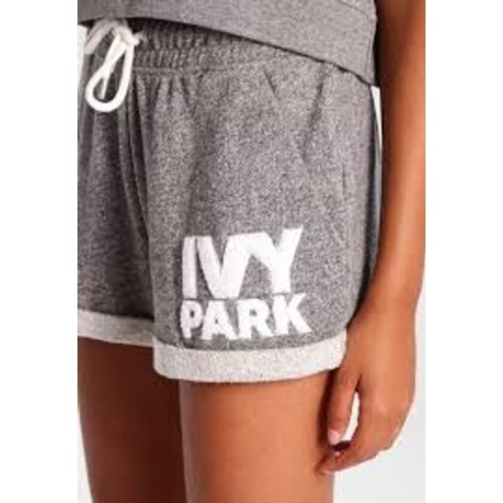 Ivy Park Shorts Women Small Grey Marl Logo Athletic Sweat Shorts Loungewear
